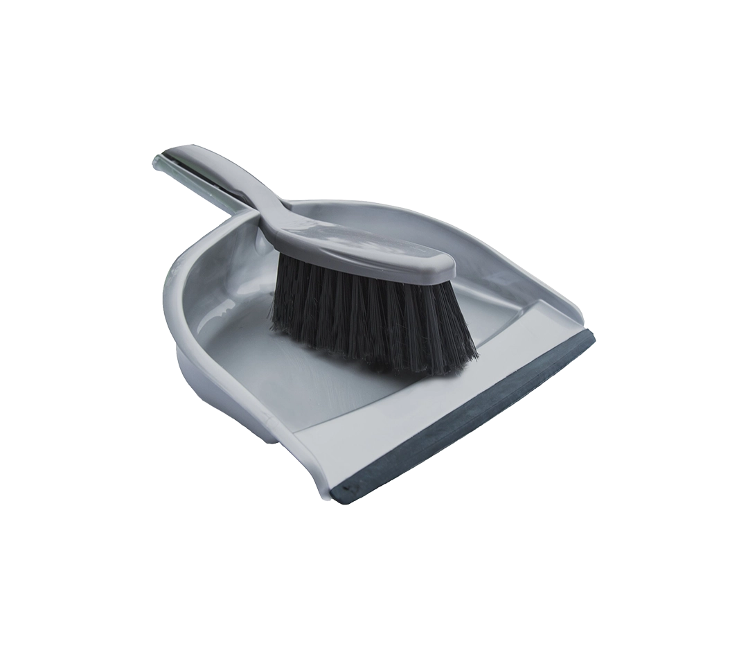 Pelle et balayette avec lame