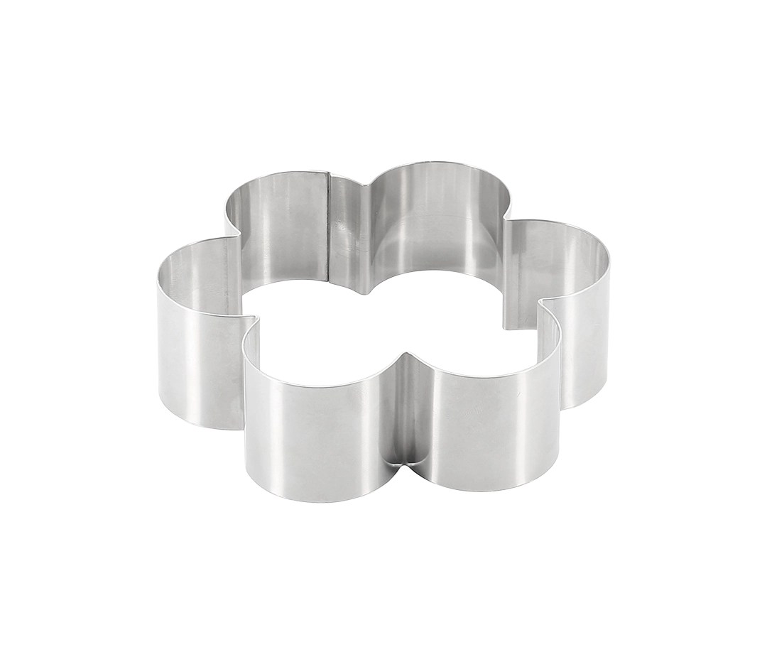 Emporte-pièce Fleur Inox - 12 cm