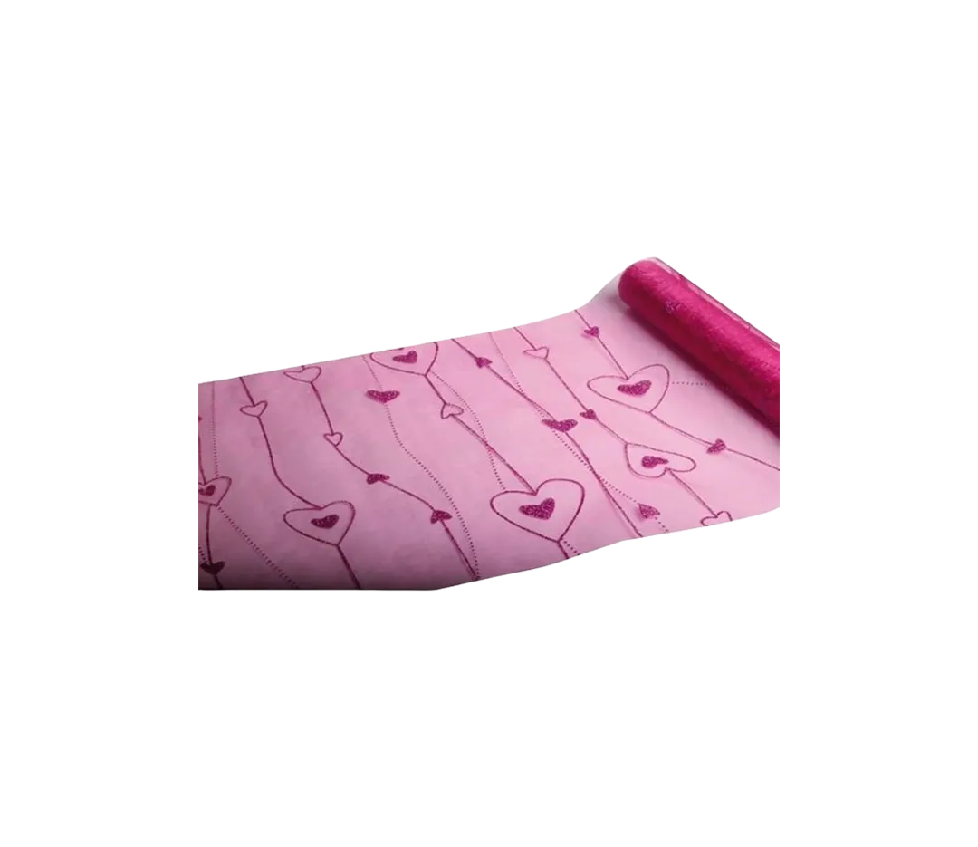 Chemin de table pluies de coeurs