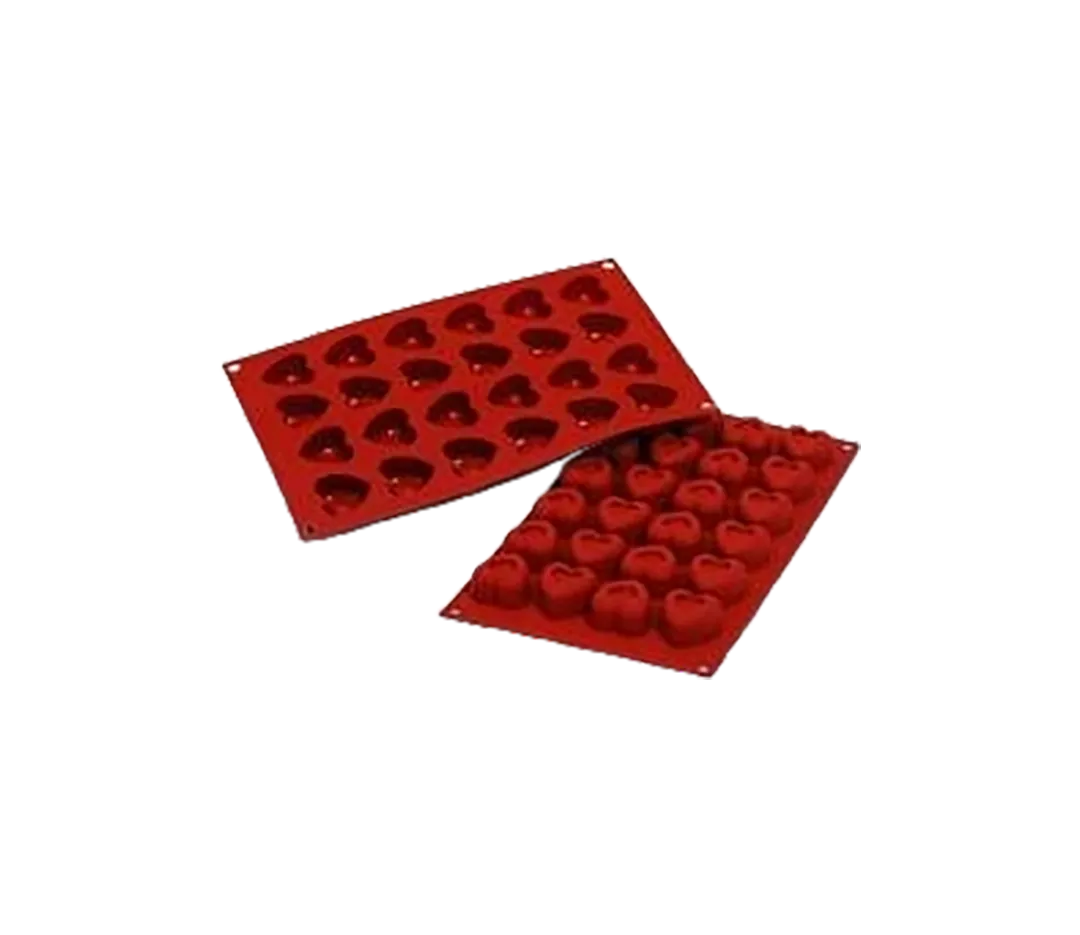 Moules silicone 24 savarins cœurs.